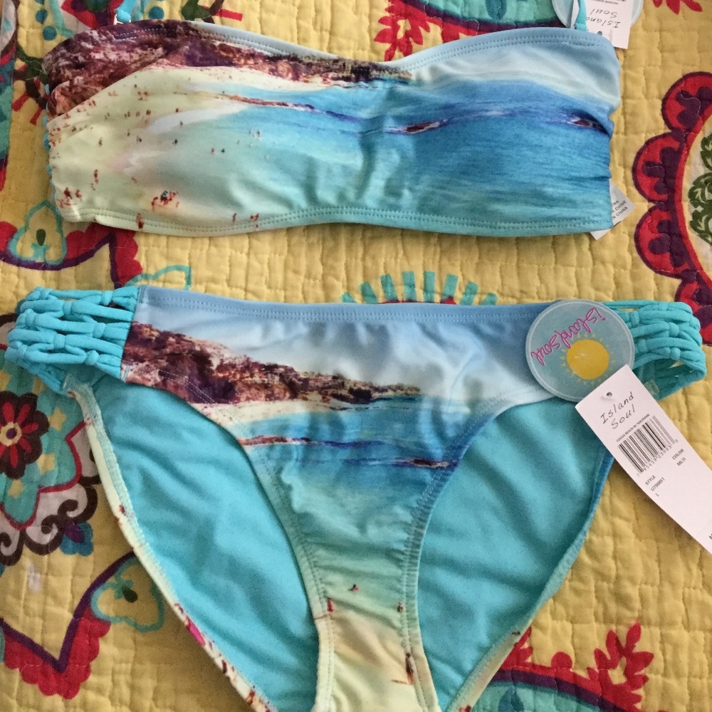 Island Soul Bikini Beach scene print Large